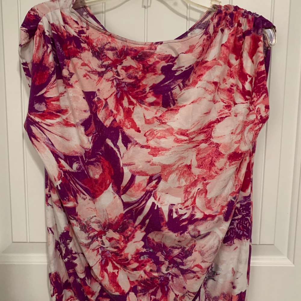 ST. JOHN’S BAY Top T Shirt PS Purple Pink Floral